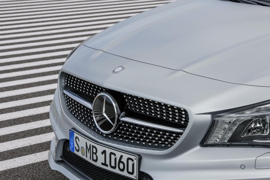 Детали экстерьера Mercedes-Benz CLA250 AMG Sports Package Edition 1 (C117) 2013 года  (фото 42 из 72)